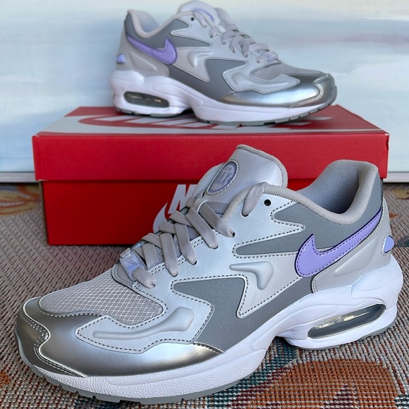 NIKE WMNS AIR MAX2 LIGHT SE
VAST GREY/PURPLE AGATE
Sneakers Athletic 
CJ7981 001 - Picture 3 of 16